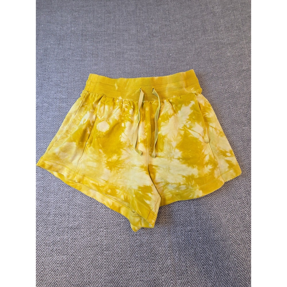 All in Motion Athletic Shorts Womens Small Yellow Tie Dye Dolphin Hem Drawstring